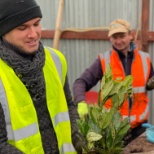 Potting by hand